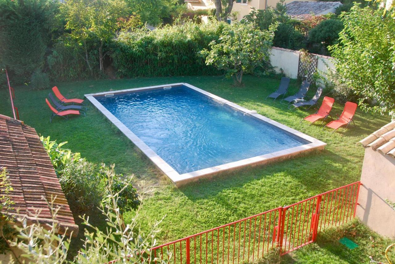 Willa Les Volets Bleus Provence Salon-de-Provence Zewnętrze zdjęcie