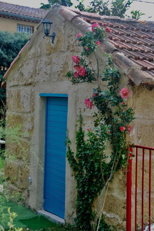 Willa Les Volets Bleus Provence Salon-de-Provence Zewnętrze zdjęcie